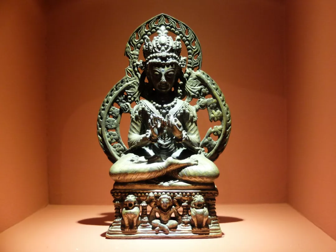 Ancient Chinese Buddhist Sculpture