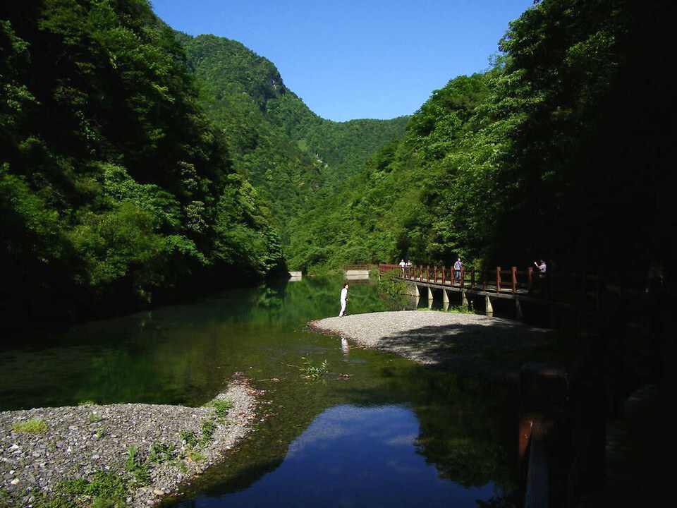 Bitan Valley (Green Pool Secluded Gorge)