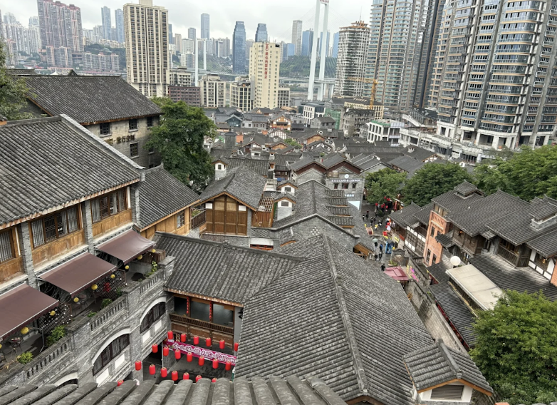 Yuetai Ba (Mountain Courtyard)