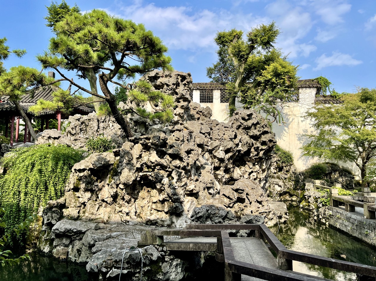 Ge Yuliang Rockery